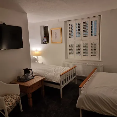 ゲストハウス Poppy