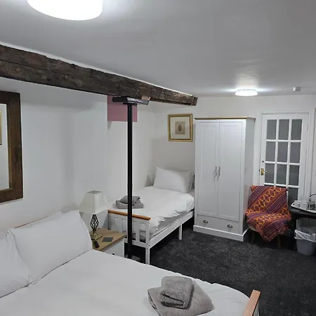 Poppy 3* ウィットビー