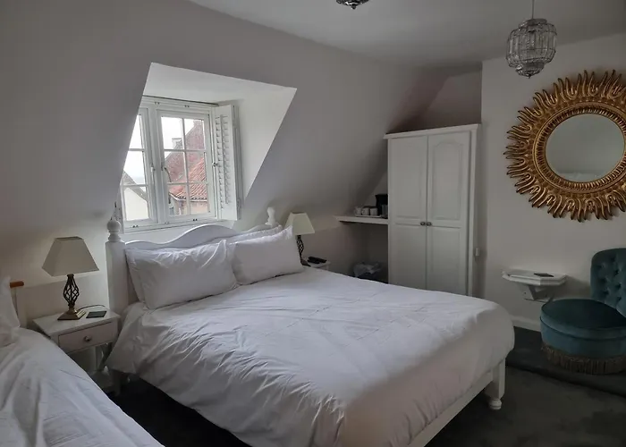 Poppy Guest house Whitby